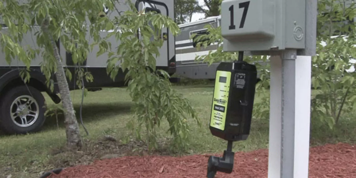 RV electrical hookup using a portable surge protector at a campground
